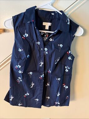 Charter Club Navy Floral Button-Up Sleeveless Top